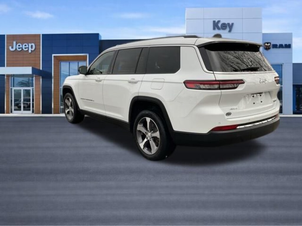 Used 2023 Jeep Grand Cherokee Limited SUV