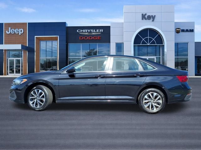 3VW5M7BU1RM089992