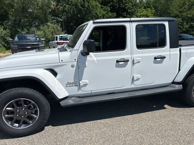 2020 Jeep Gladiator Overland photo 4
