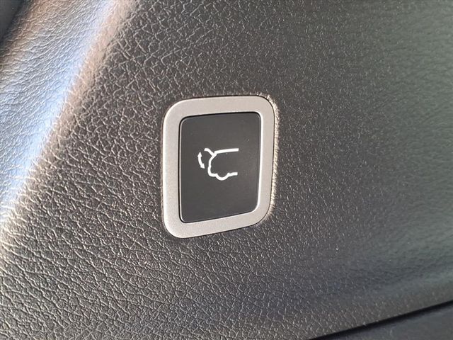 2026 Chrysler Pacifica Select - Photo 13