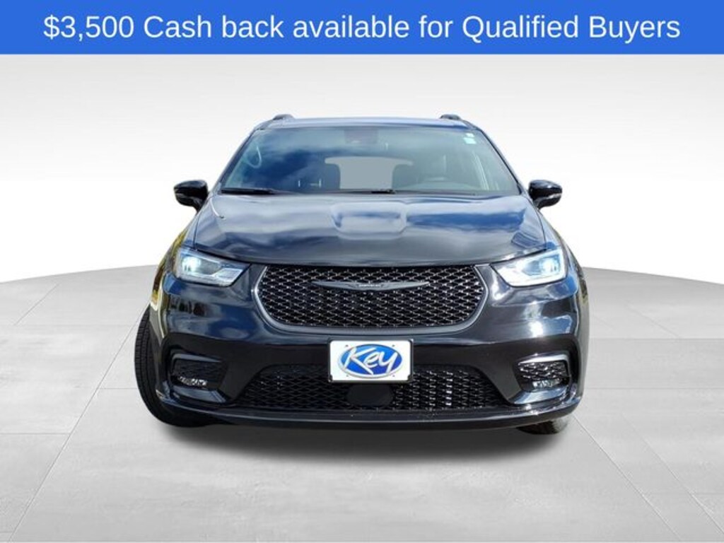 New 2026 Chrysler Pacifica Select Passenger Van