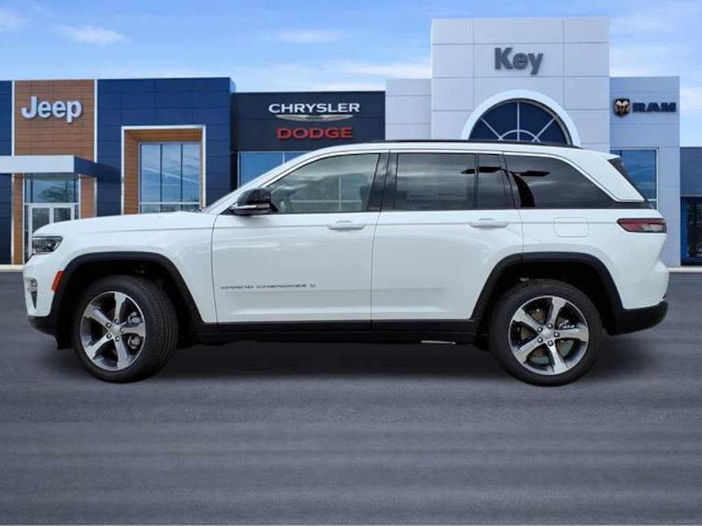 New 2025 Jeep Grand Cherokee Limited Sport Utility