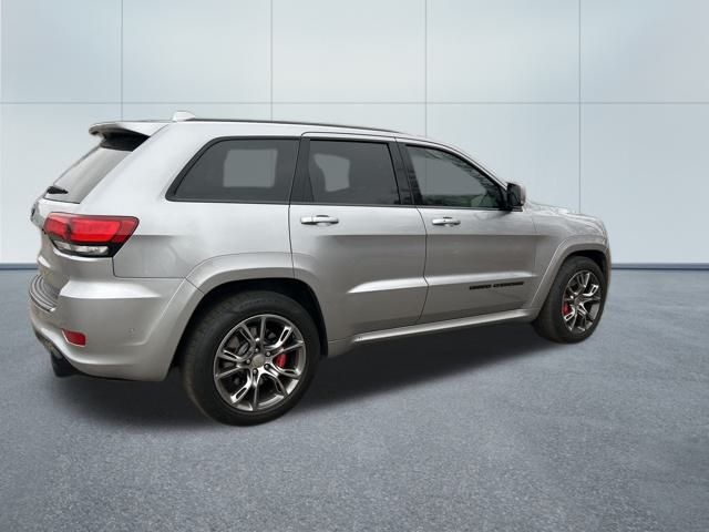 2019 Jeep Grand Cherokee SRT8 photo 2