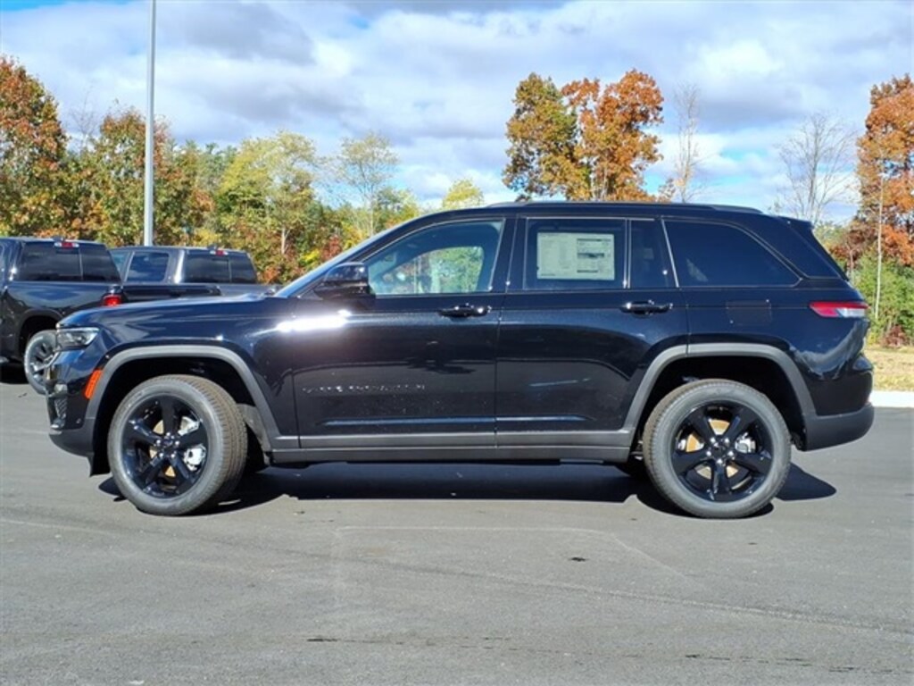 New 2025 Jeep Grand Cherokee Limited Sport Utility