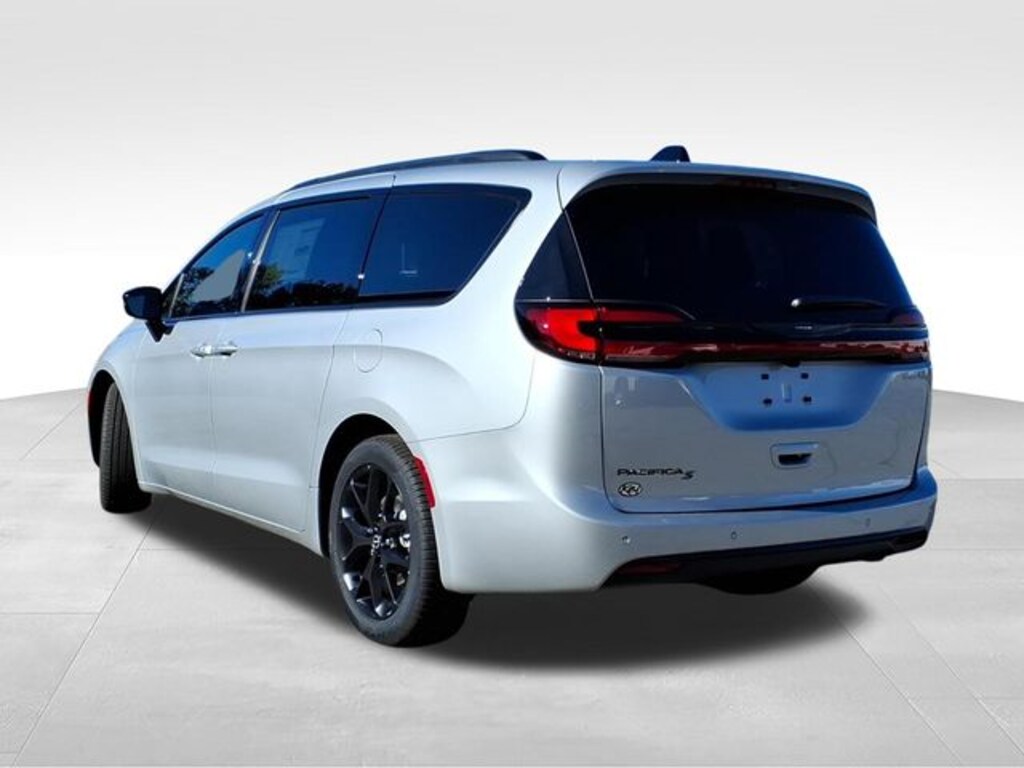 New 2026 Chrysler Pacifica Select Passenger Van