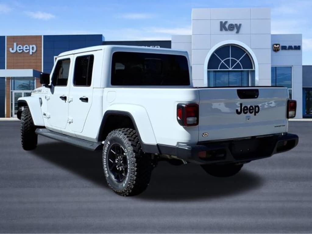 New 2025 Jeep Gladiator High Tide Pickup