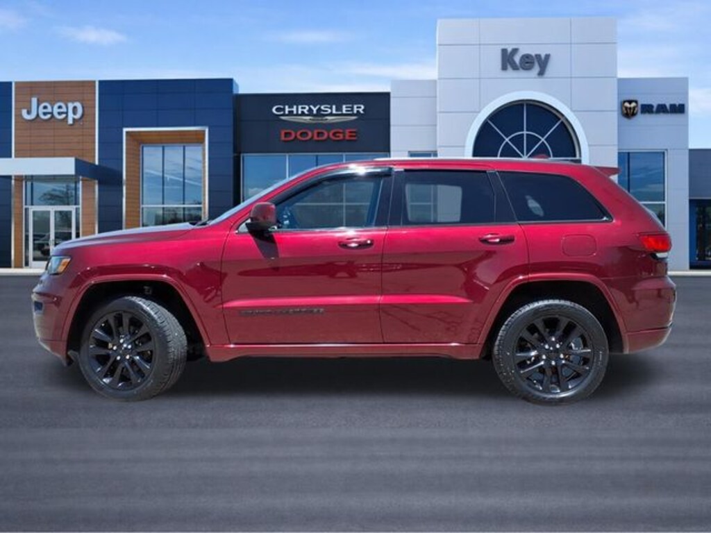 Used 2018 Jeep Grand Cherokee Altitude SUV