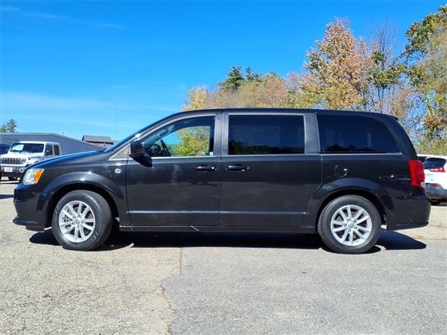 Used 2019 Dodge Grand Caravan SE with VIN 2C4RDGBG6KR783574 for sale in Rochester, NH