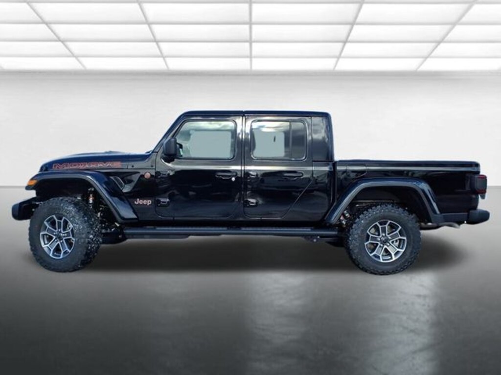 New 2026 Jeep Gladiator Mojave Pickup