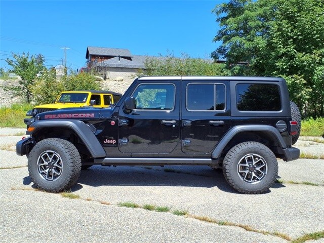 2024 Jeep Wrangler Rubicon photo 2