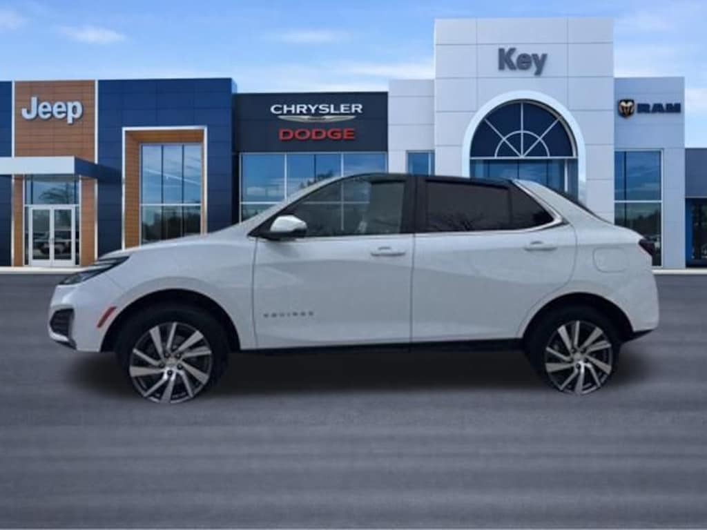 Used 2023 Chevrolet Equinox LT SUV