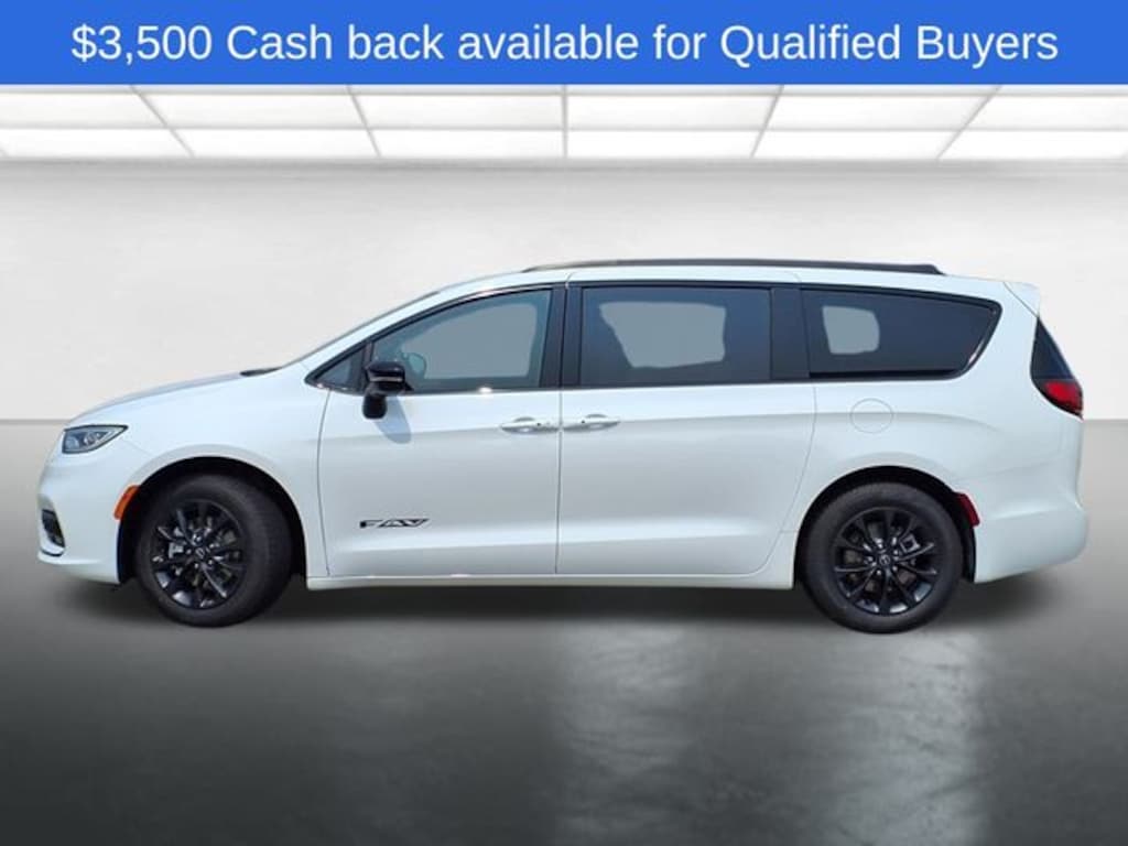 New 2025 Chrysler Pacifica Select Passenger Van