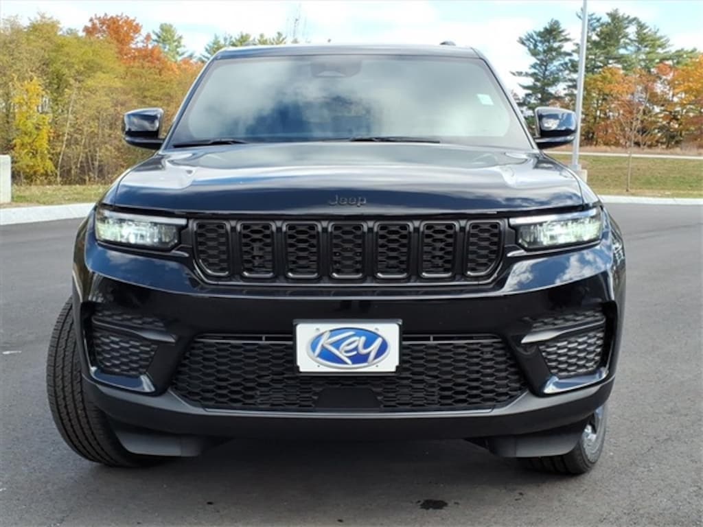 New 2025 Jeep Grand Cherokee Altitude X Sport Utility
