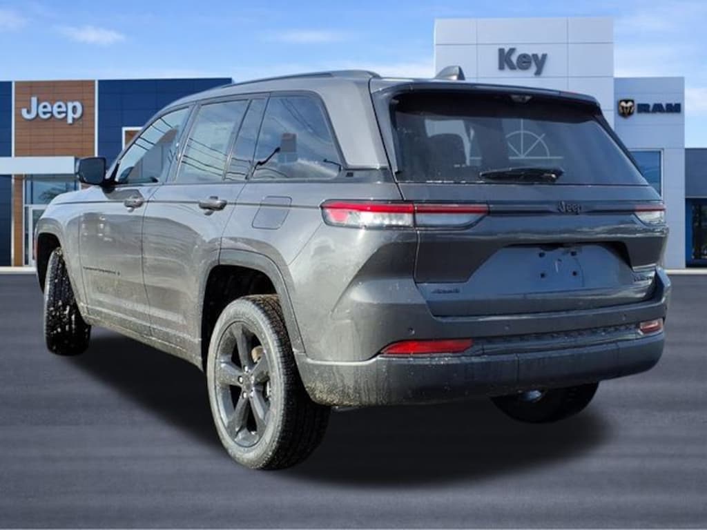 New 2025 Jeep Grand Cherokee Limited Sport Utility