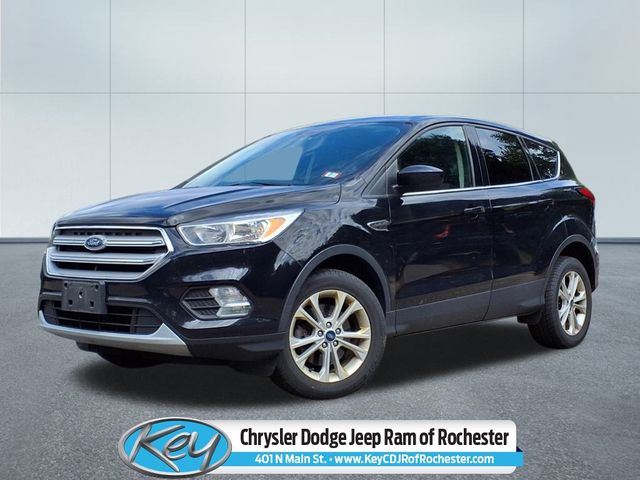 2019 Ford Escape SE's photo