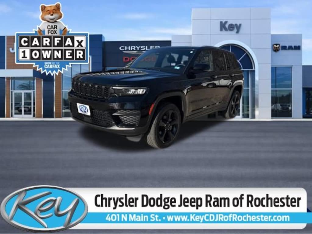 Used 2023 Jeep Grand Cherokee Altitude SUV