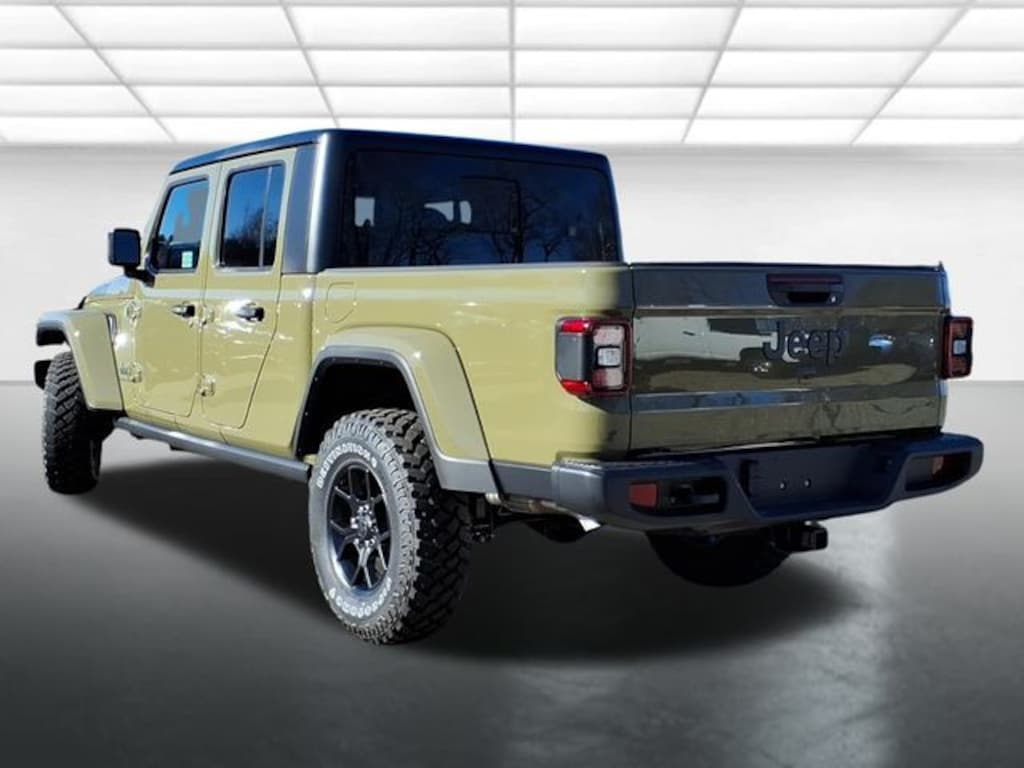 New 2026 Jeep Gladiator Willys Pickup