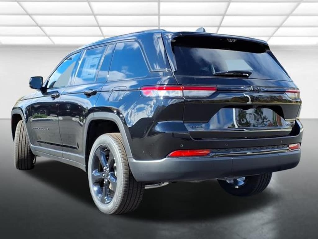 New 2025 Jeep Grand Cherokee Limited Sport Utility