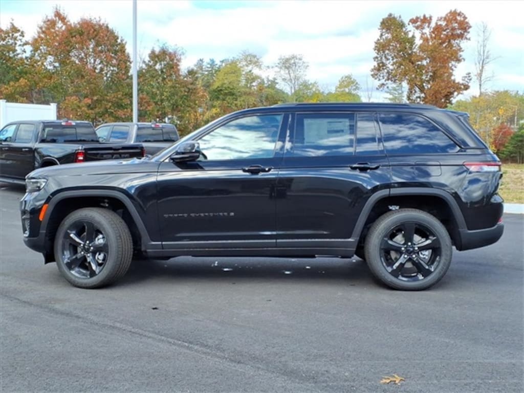 New 2025 Jeep Grand Cherokee Altitude X Sport Utility