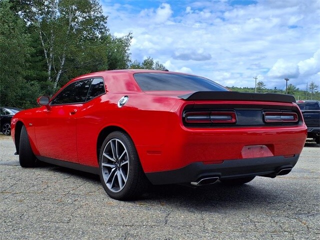 2023 Dodge Challenger R/T photo 3