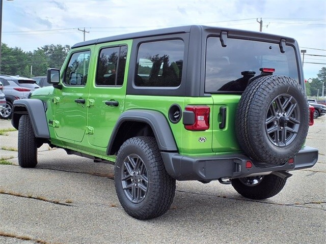 2025 Jeep Wrangler Sport S photo 3