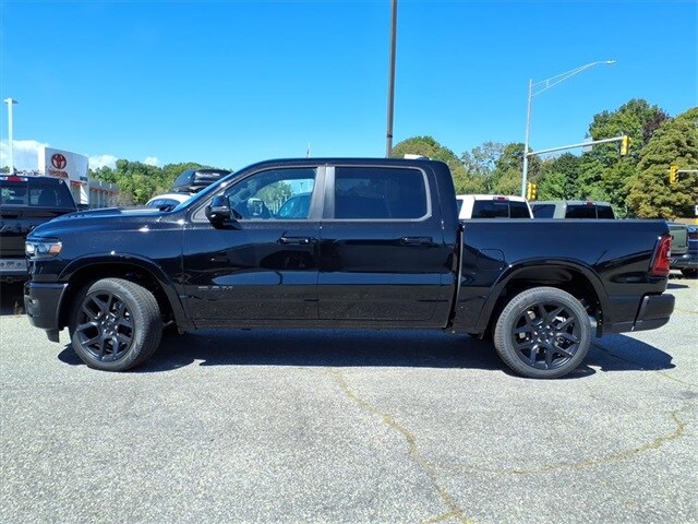 2026 Ram 1500 Laramie photo 3