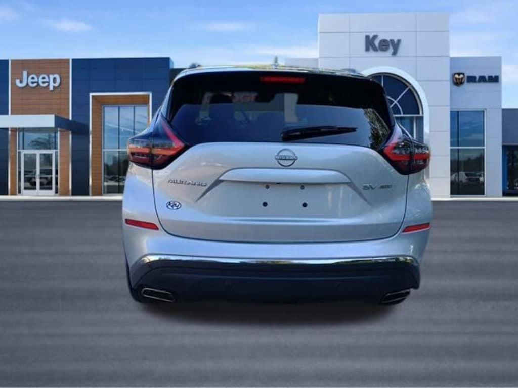 Used 2023 Nissan Murano SV SUV