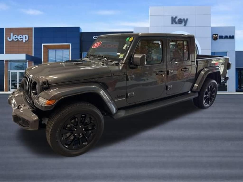 Used 2021 Jeep Gladiator Overland Truck Crew Cab
