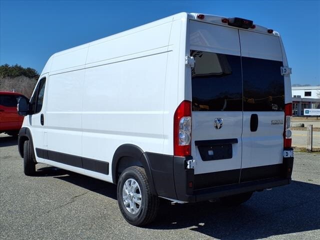 2024 Ram ProMaster 2500 photo 2