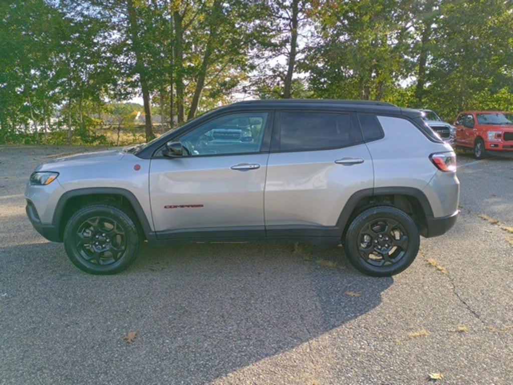 Used 2023 Jeep Compass Trailhawk SUV