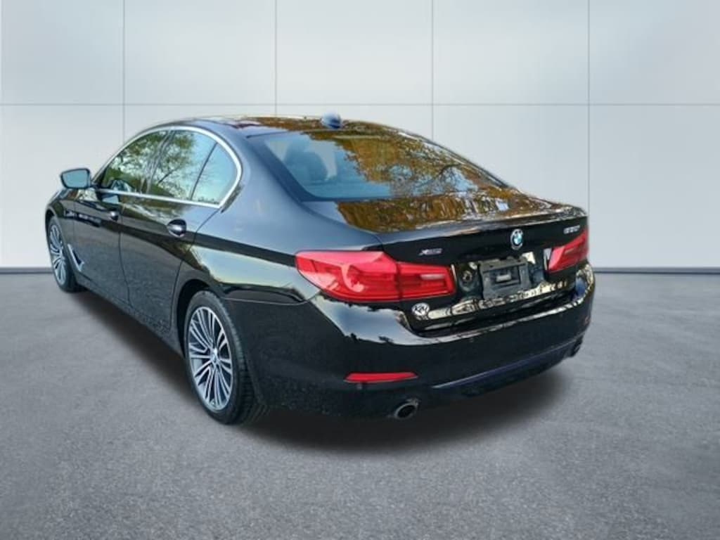 Used 2017 BMW 530i xDrive Sedan
