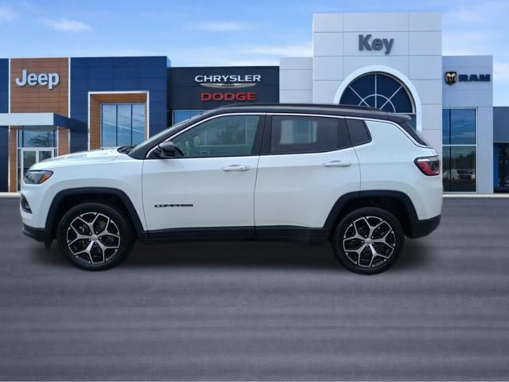 Used 2024 Jeep Compass Limited SUV