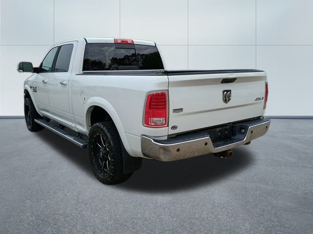 2015 Ram 2500 Laramie photo 3