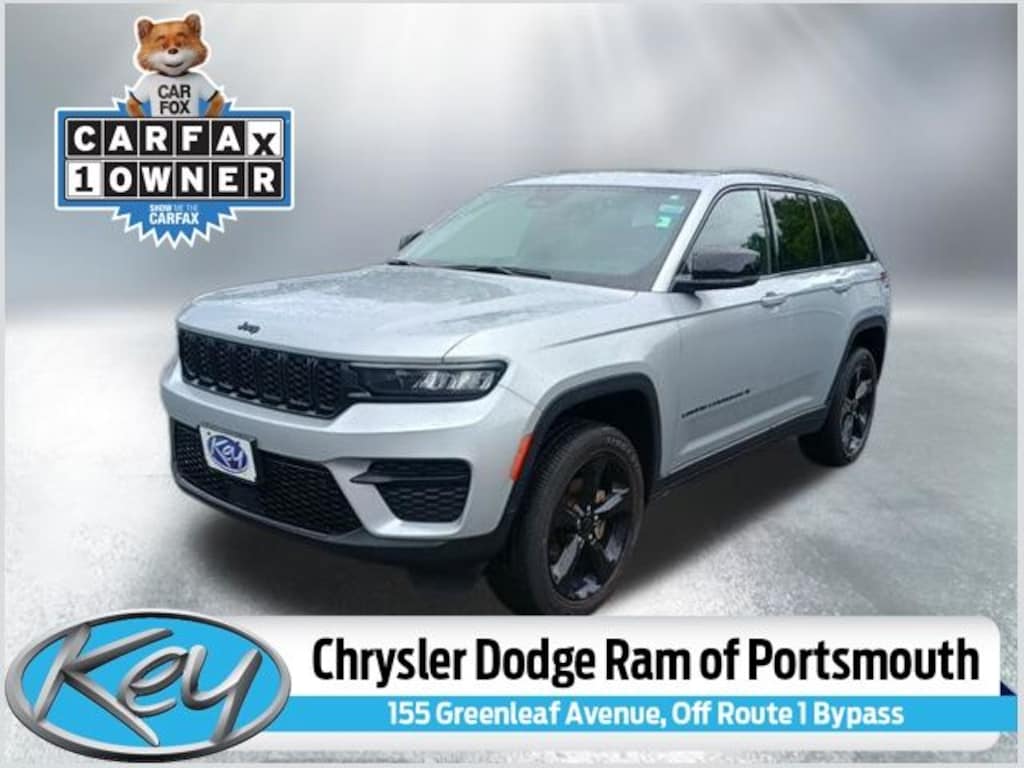 Used 2023 Jeep Grand Cherokee Laredo SUV