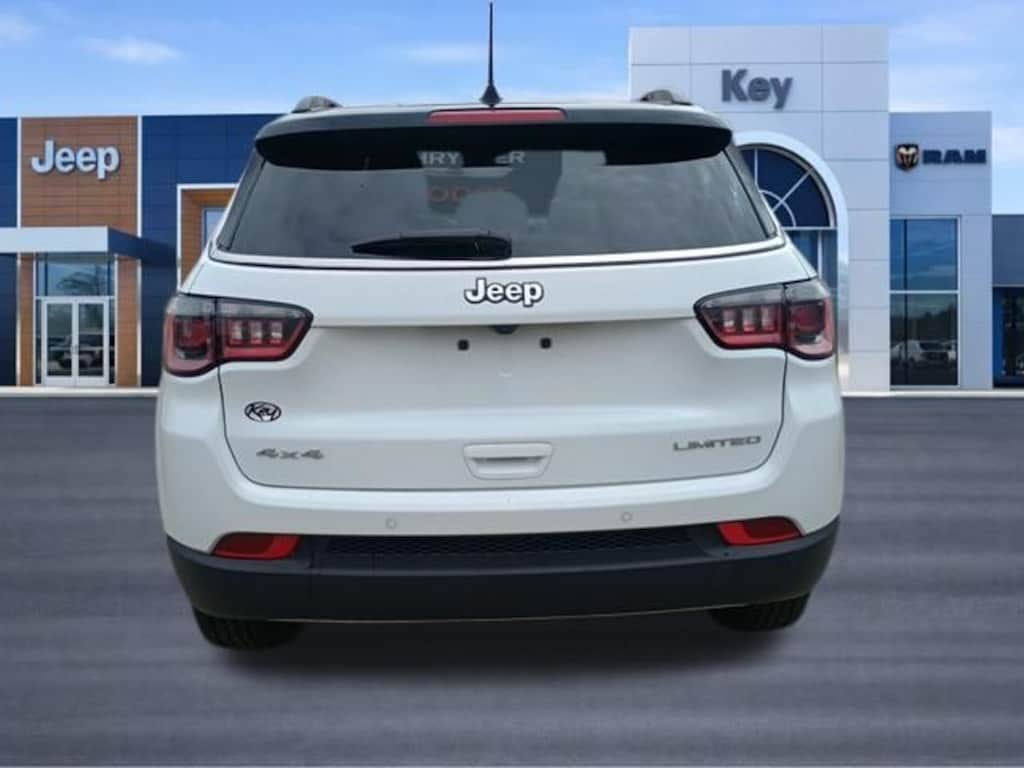 Used 2024 Jeep Compass Limited SUV