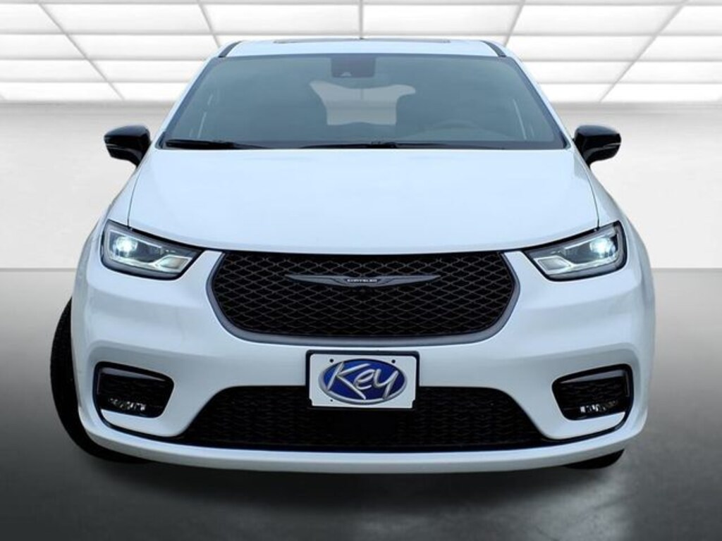 New 2026 Chrysler Pacifica Select Passenger Van