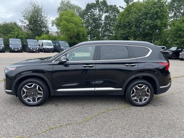 2023 Hyundai Santa Fe Limited photo 2