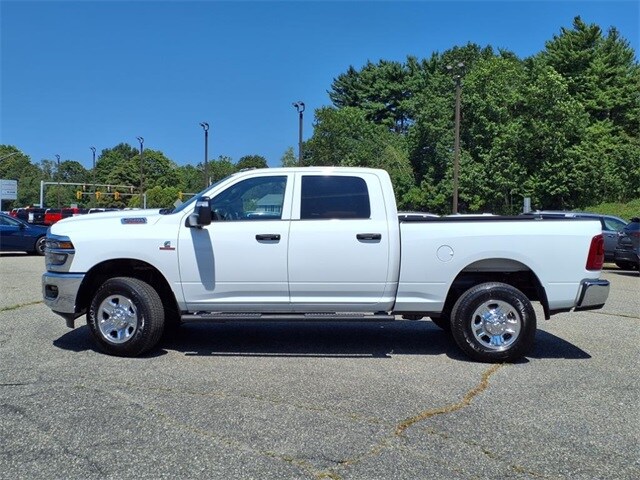 2025 Ram 2500 Tradesman photo 2