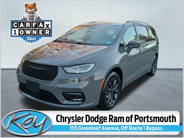 2022 Chrysler Pacifica Van Passenger Van 