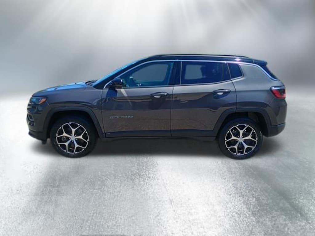 Used 2024 Jeep Compass Limited SUV