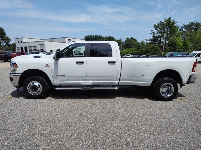 2024 Ram 3500 Big Horn photo 2
