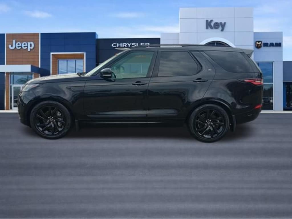 Used 2020 Land Rover Discovery Landmark Edition SUV