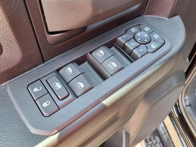 2025 RAM 2500 Tradesman - Photo 15