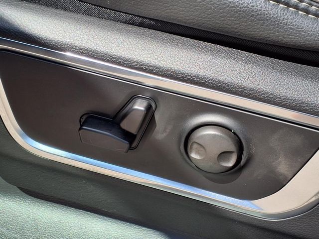 2026 RAM 1500 Laramie - Photo 13