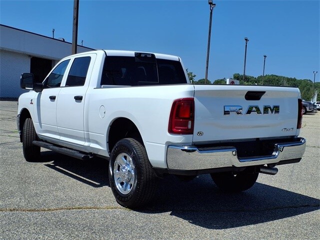 2025 Ram 2500 Tradesman photo 3