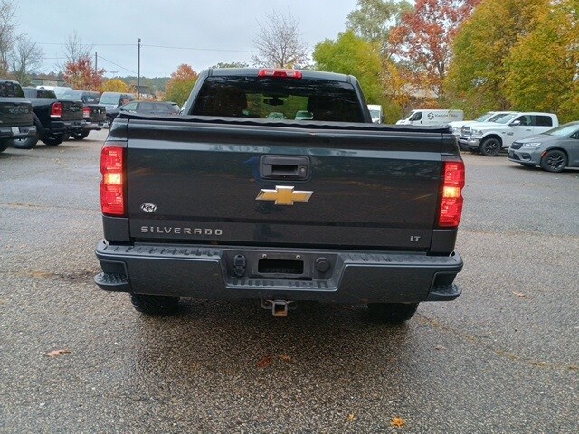 2018 Chevrolet Silverado 1500 LT photo 4