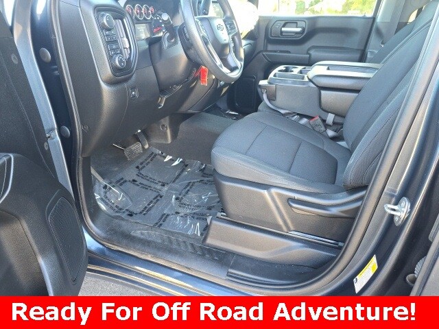 Used 2021 Chevrolet Silverado 1500 Custom with VIN 1GCPYCELXMZ294116 for sale in Portsmouth, NH