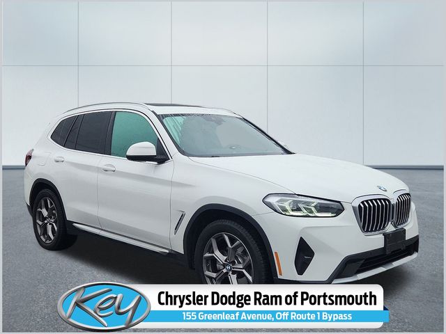 2022 BMW X3 30i's photo