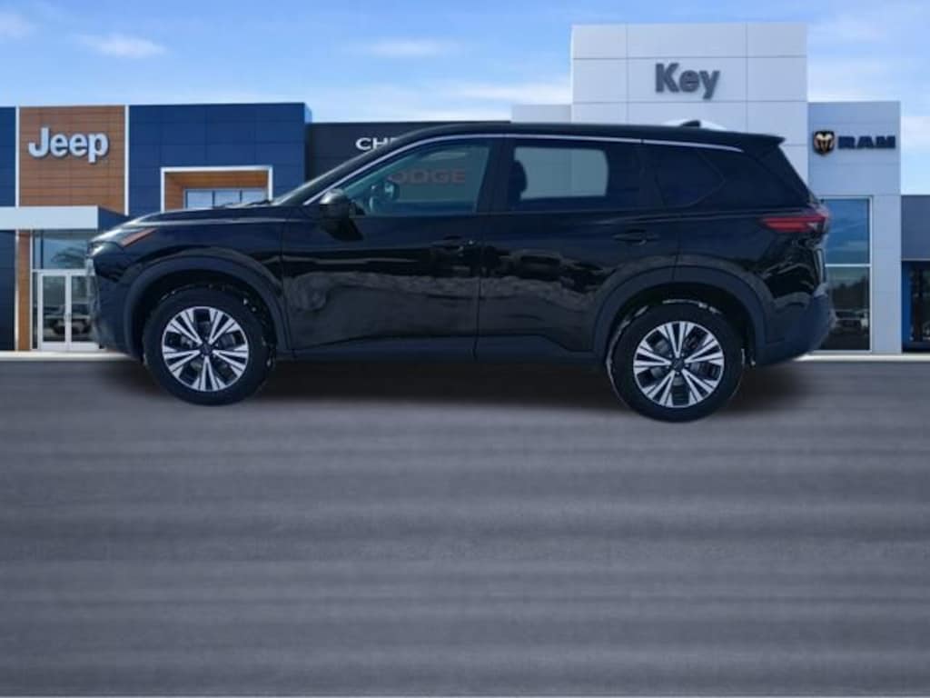 Used 2023 Nissan Rogue SV SUV