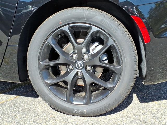 2026 Chrysler Pacifica Select - Photo 7